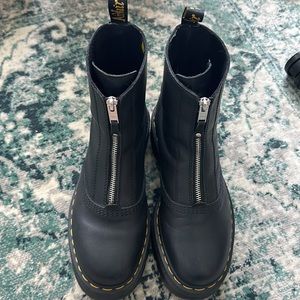 Dr. Martens Jetta boots EU 42